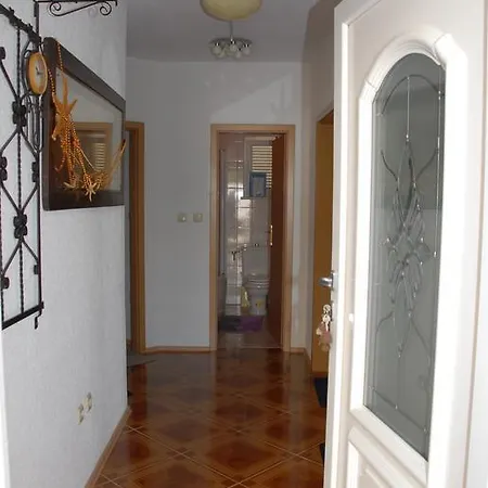 Enna Novi Vinodolski