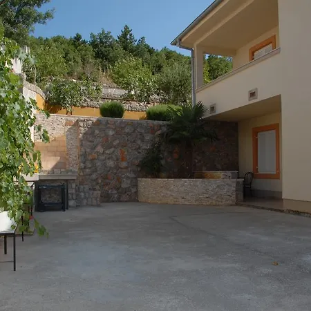 Enna Novi Vinodolski