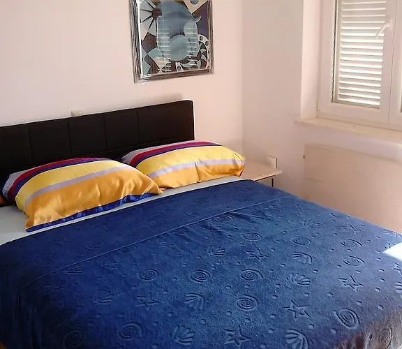 Enna Novi Vinodolski