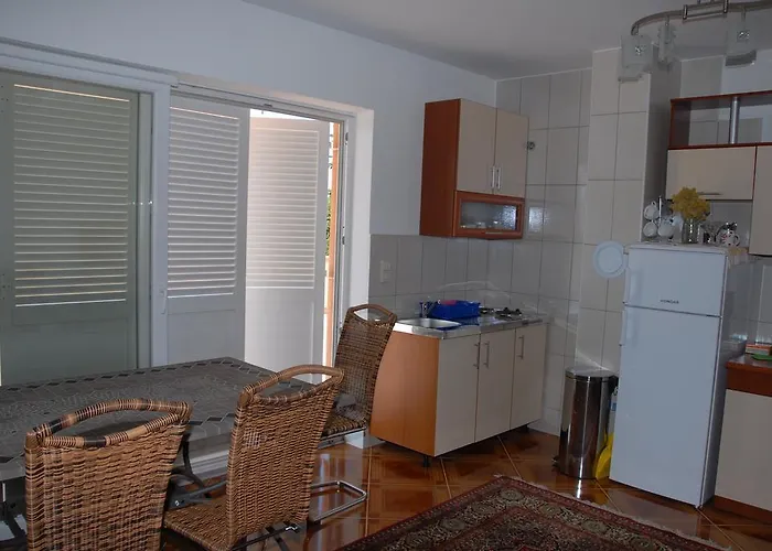 Enna Novi Vinodolski